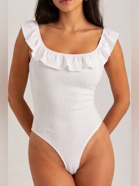 Express White Ribbed Ruffle Neck Bodysuit Thong Women’s XL Stretch